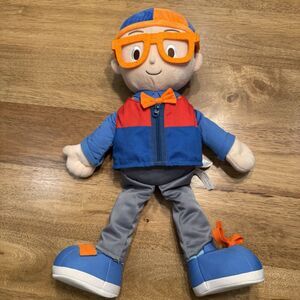 20” Talking Blippi Get Ready and Play Plush Doll Dress Up with Sounds Toy -video
